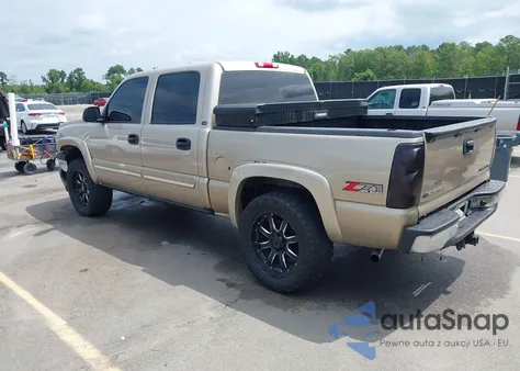 2005 Chevrolet Silverado 1500 Ls z USA, uszkodzony, nr VIN 2GCEK13T951360052